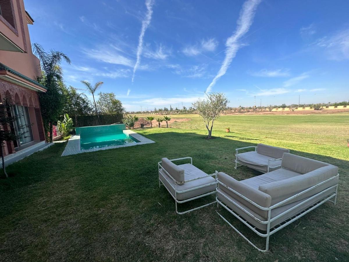 Chanel Marrakesh Bagian luar foto