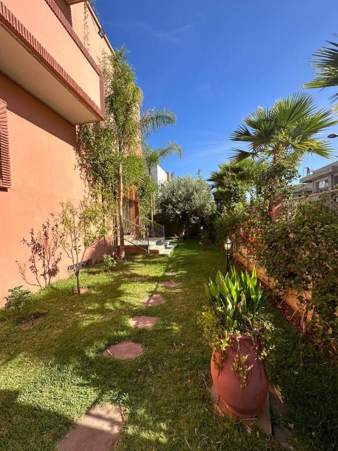 Chanel Marrakesh Bagian luar foto