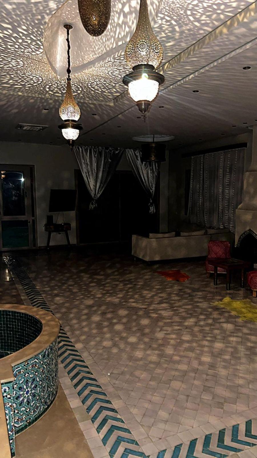 Chanel Marrakesh Bagian luar foto